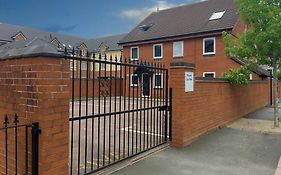 Phoenix House Apartments